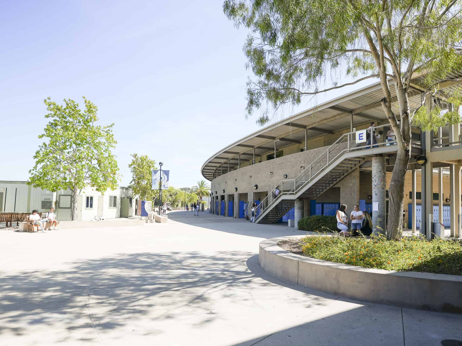 SDJA campus architecture